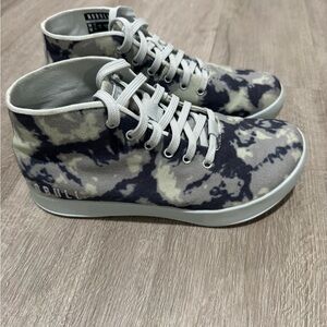 NOBULL Light Gray High-Top Sneakers
